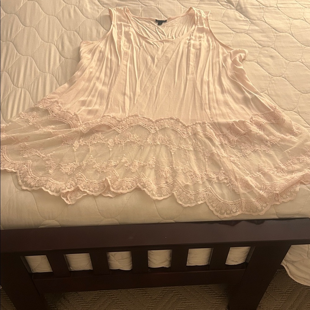 Torrid Elegant Pink Lace Trim Tank Top